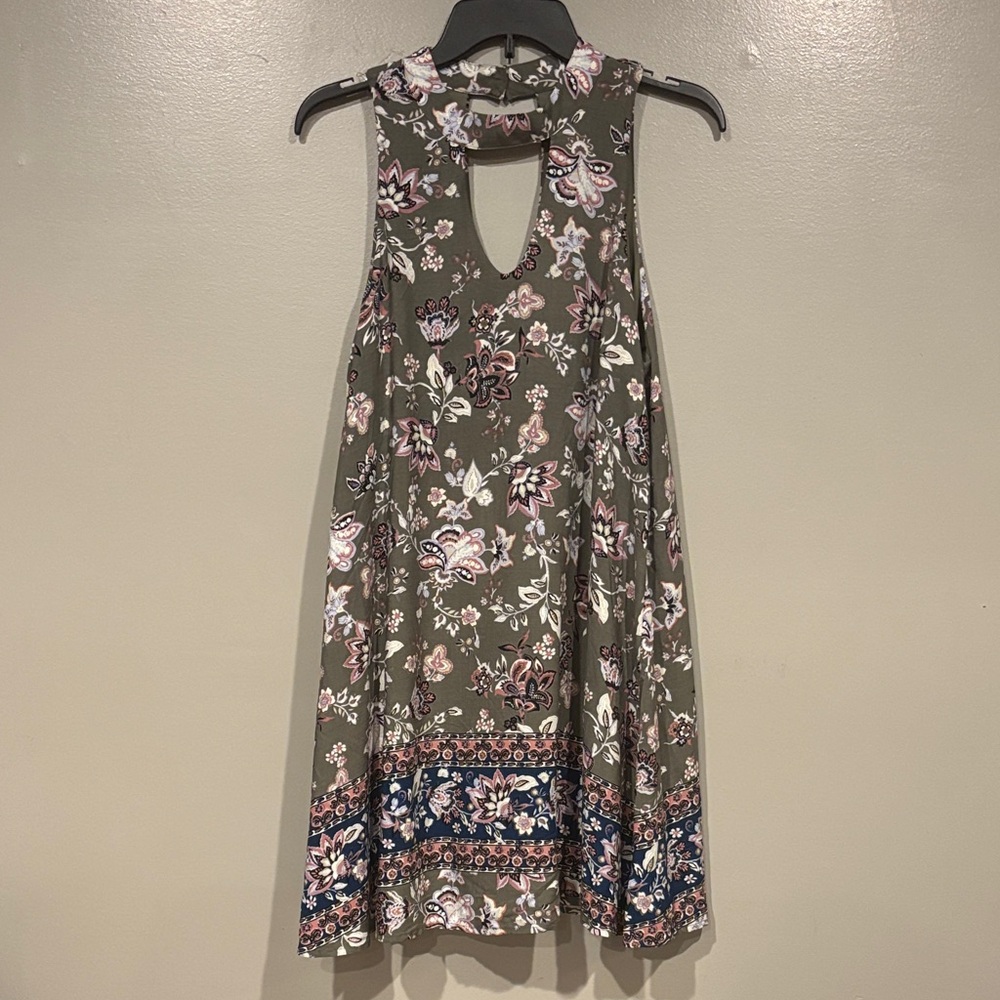 Francesca’s Blue Rain Gray Floral Dress